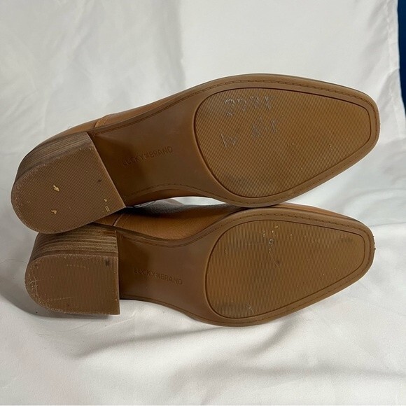 Lucky Brand Womens size 8.5 Brown Tan Ilisse Leather Ankle Bootie Cowboy Slip On - Picture 7 of 8